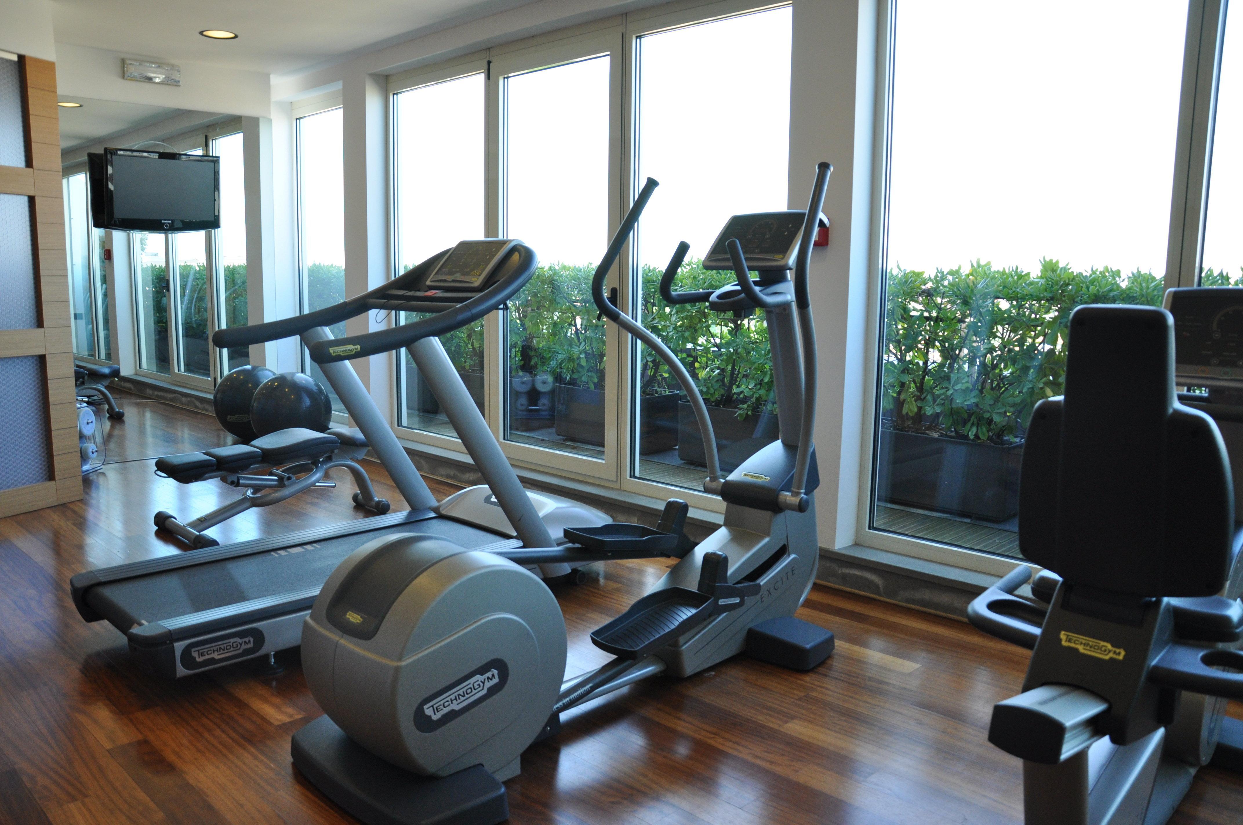 Crowne Plaza Milan City By Ihg Екстериор снимка