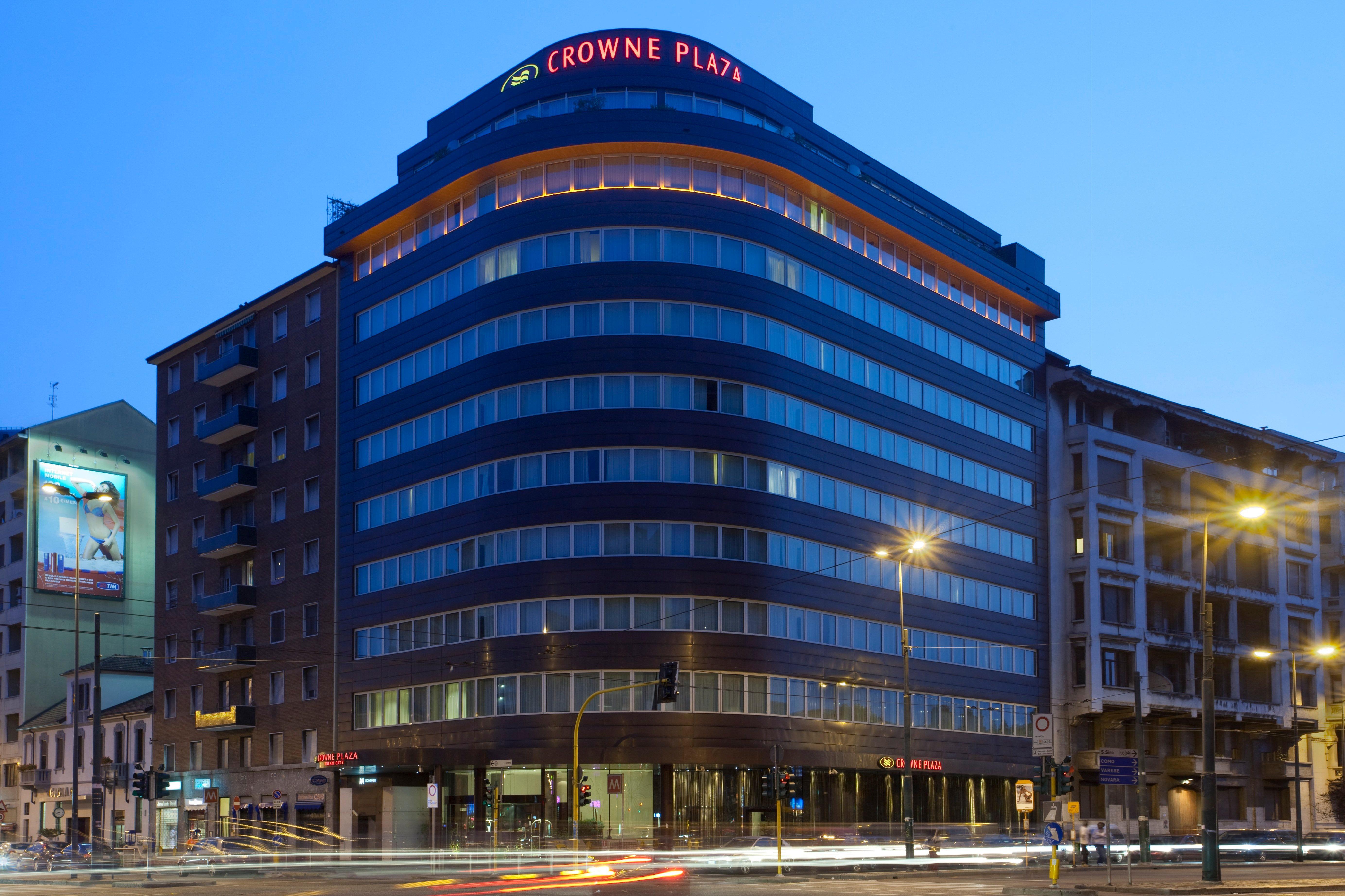 Crowne Plaza Milan City By Ihg Екстериор снимка
